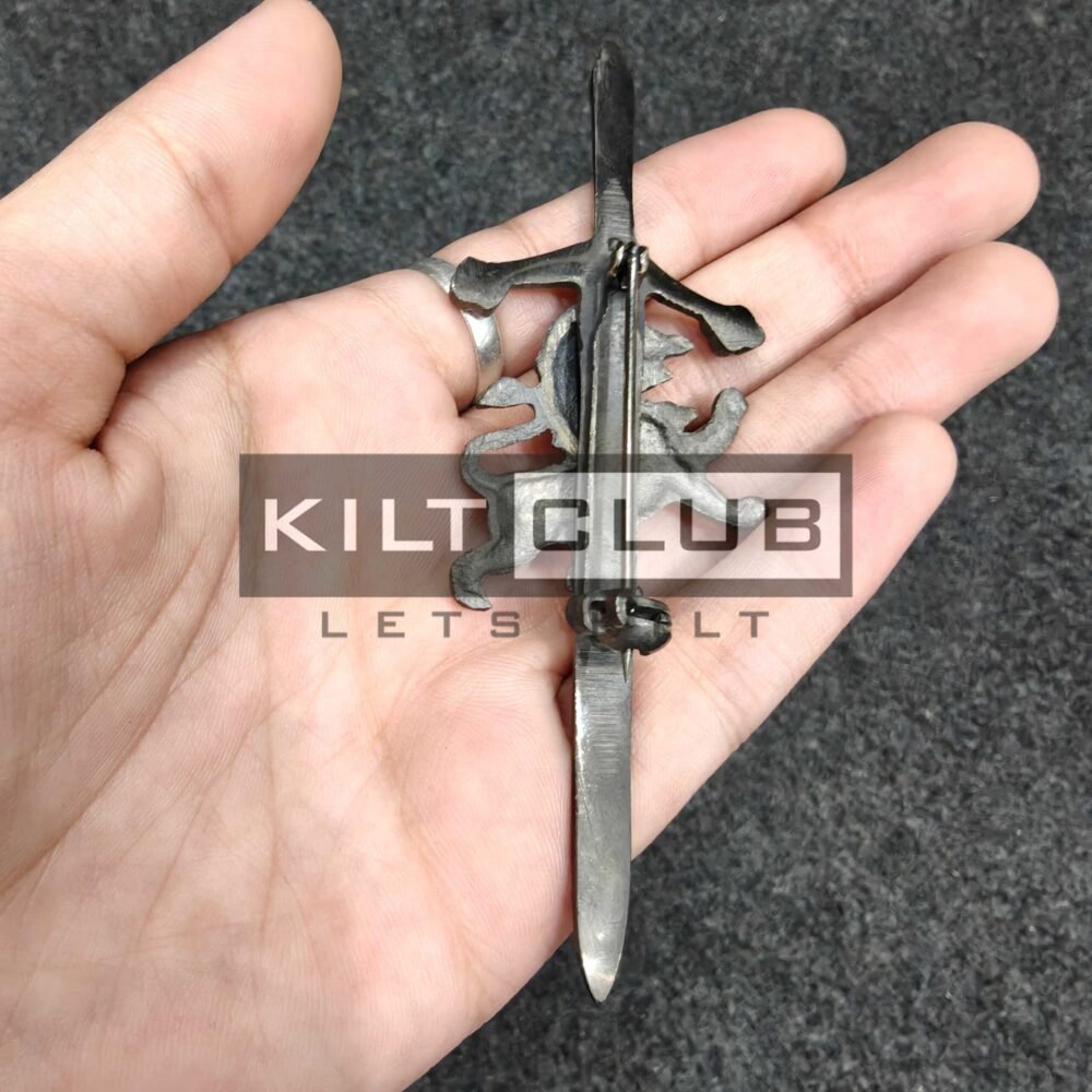 Rampant lion kilt pin